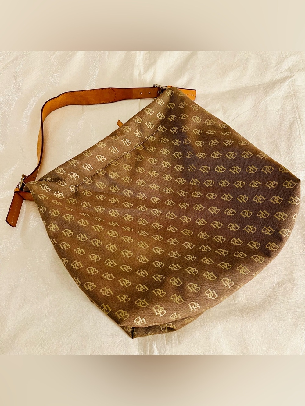 Vintage DOONEY AND BOURKE Monogram DB Canvas Shoulder Handbag Tote - Picture 2 of 15